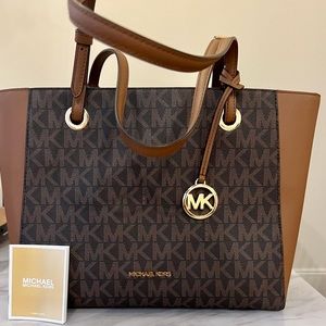 Micheal Kors Tote Bag